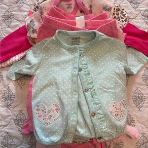 Bundle of baby girl clothing 0-3 m